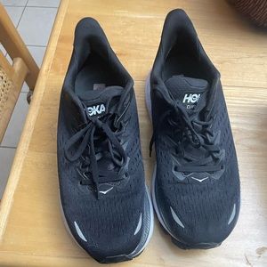 Hoka one one Clifton 8